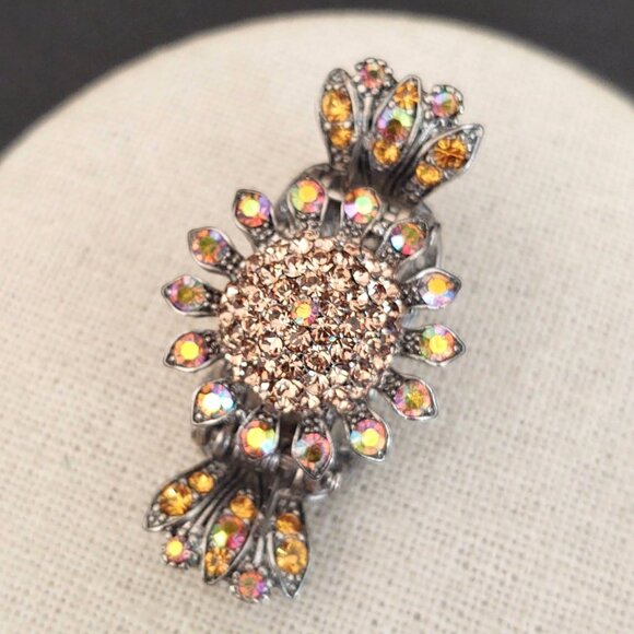 Soho crystal and metal sunflower hair clip - Picture 3 of 8